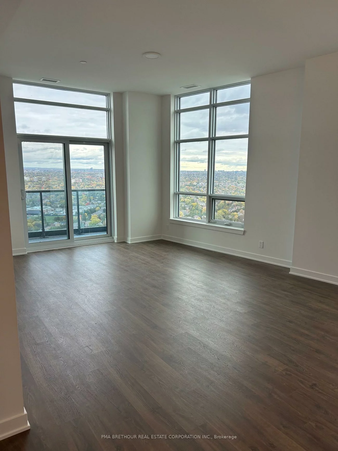 50, Upper Mall, Brownridge, Vaughan