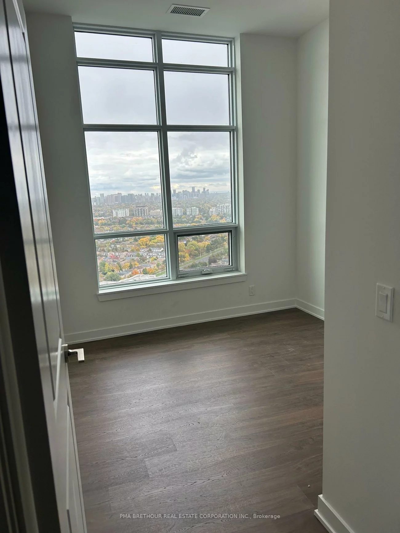 50, Upper Mall, Brownridge, Vaughan