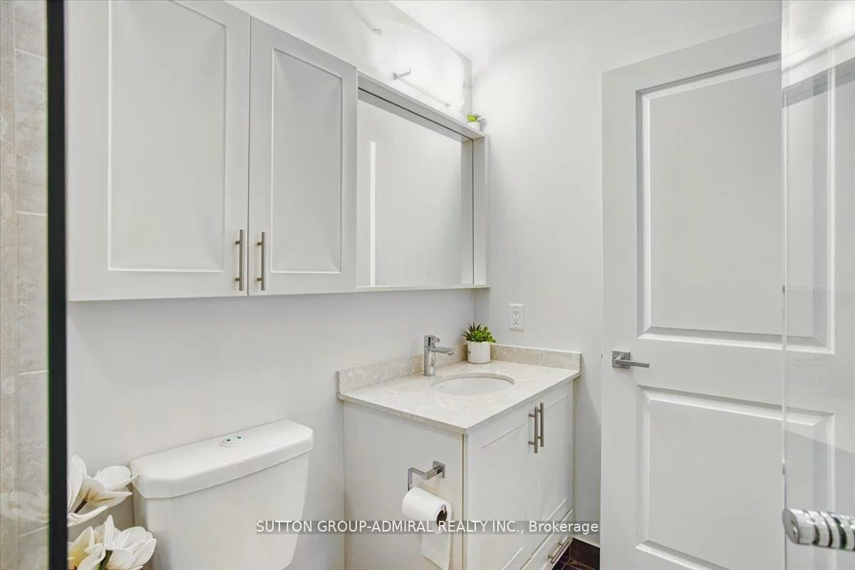 95, North Park, Beverley Glen, Vaughan