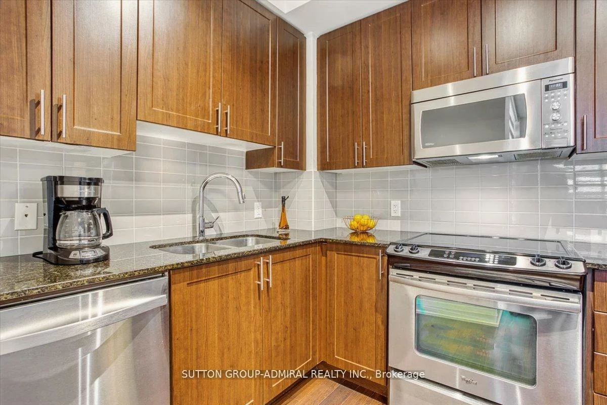 95, North Park, Beverley Glen, Vaughan