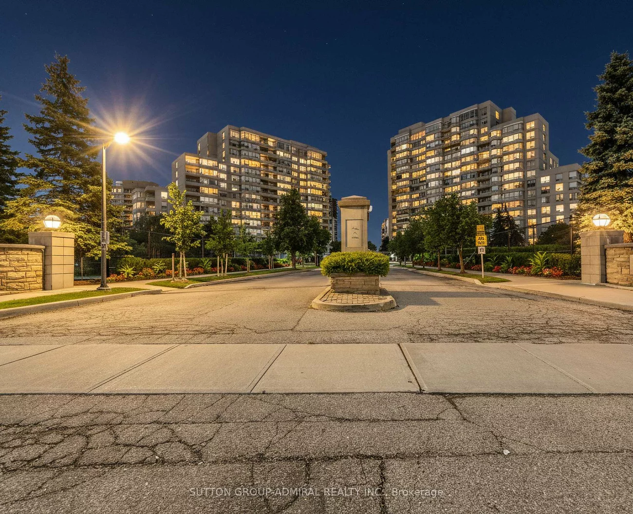 11, Townsgate, Crestwood-Springfarm-Yorkhill, Vaughan