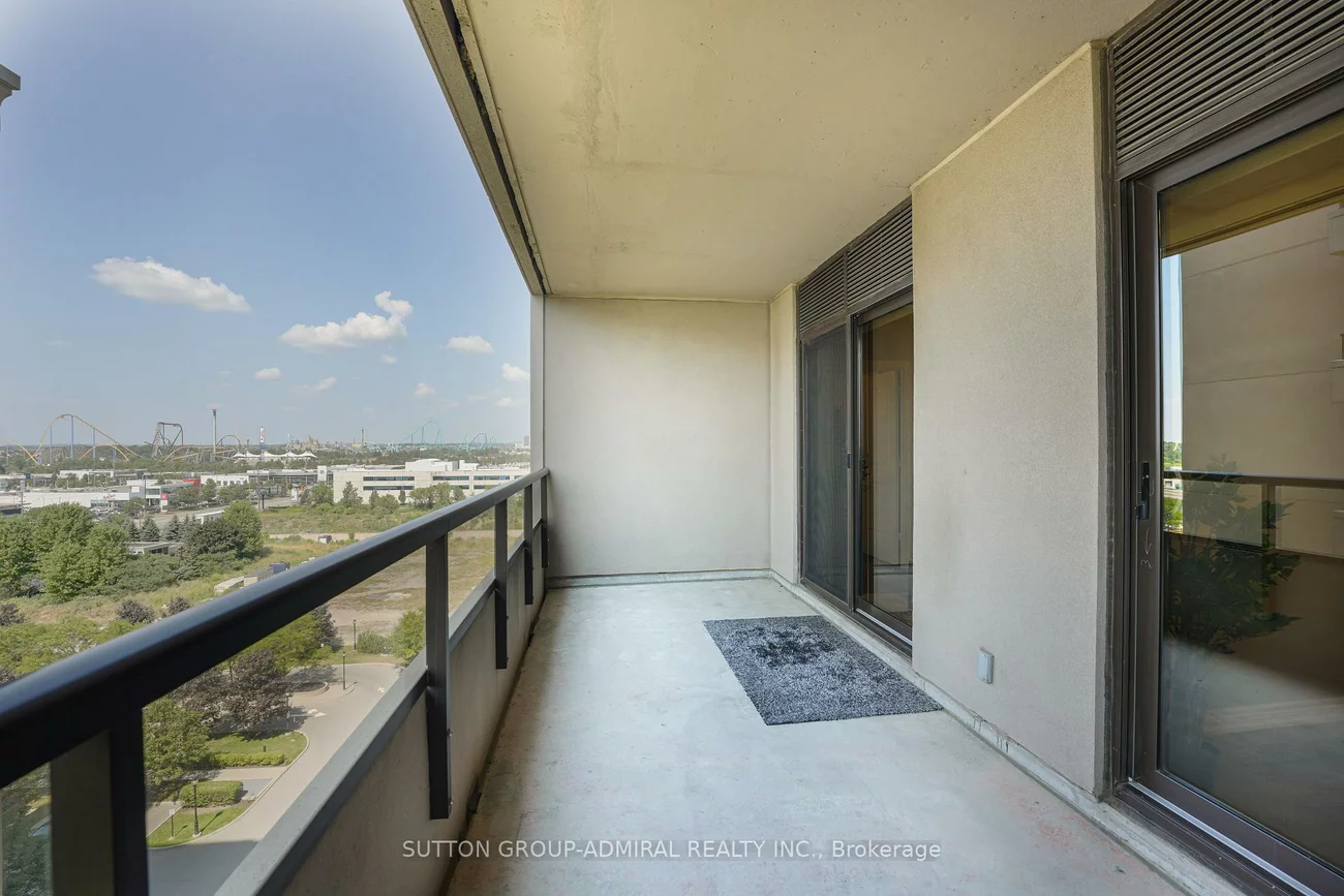 9255, Jane, Maple, Vaughan