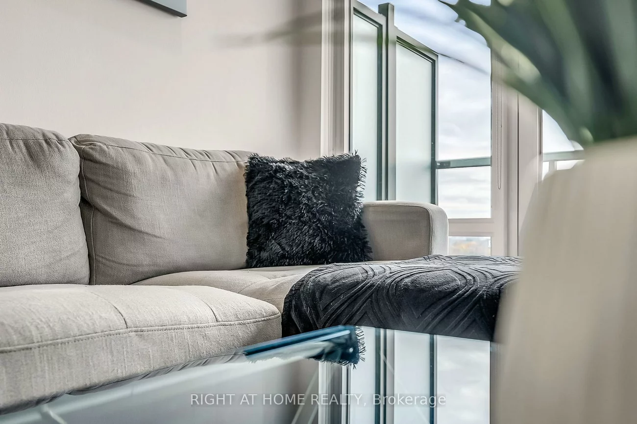 4800, Highway 7, East Woodbridge, Vaughan