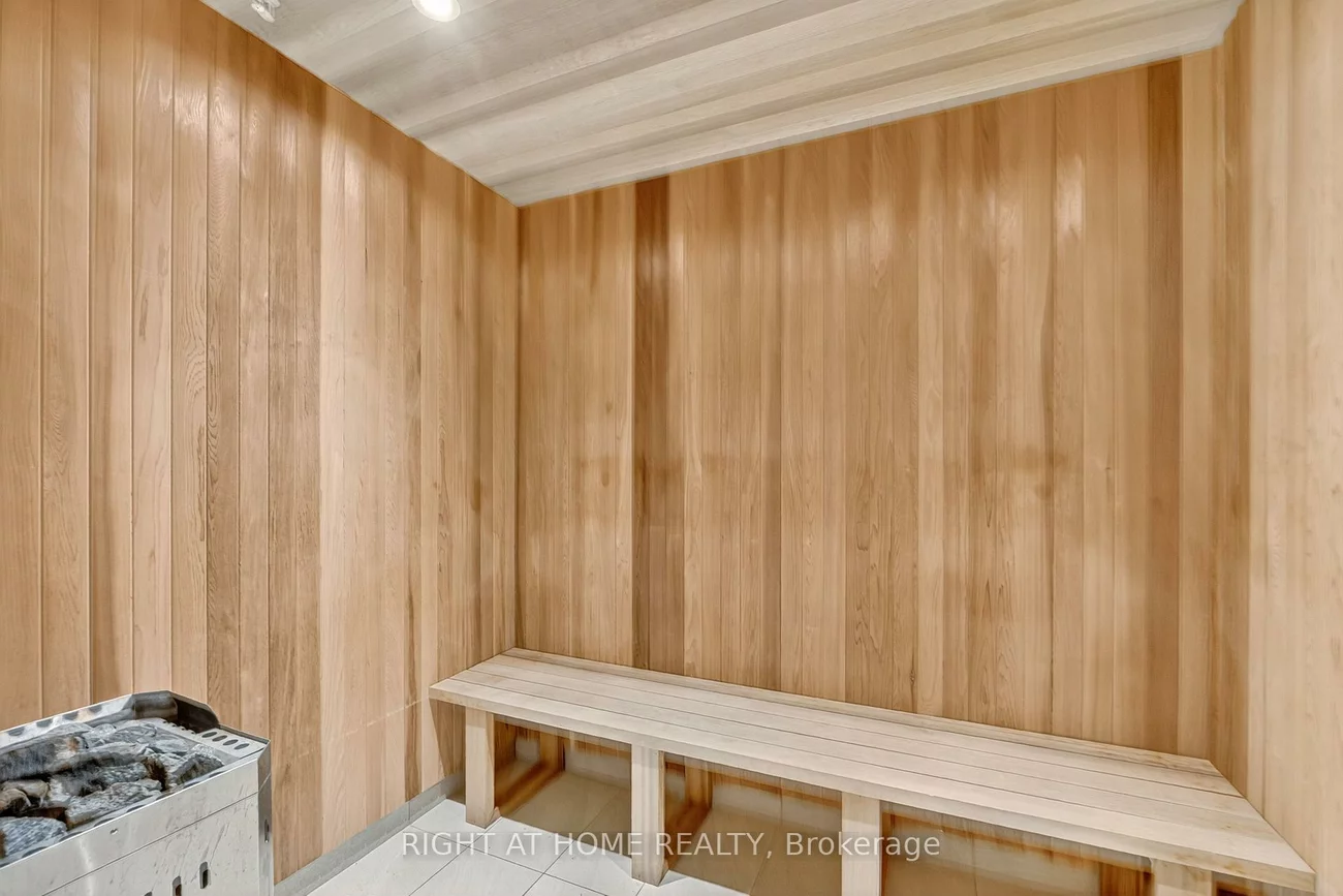 8960, Jane, Concord, Vaughan