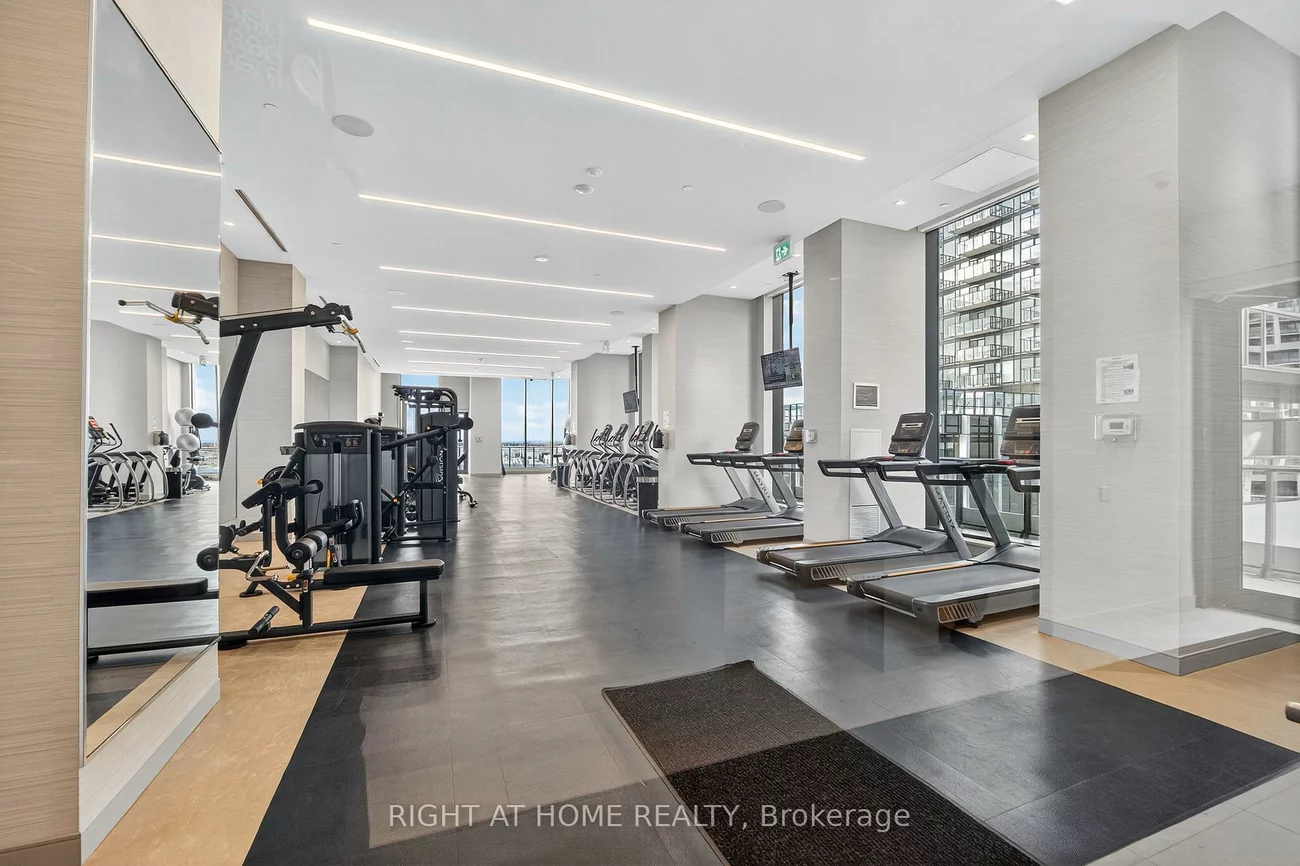 8960, Jane, Concord, Vaughan