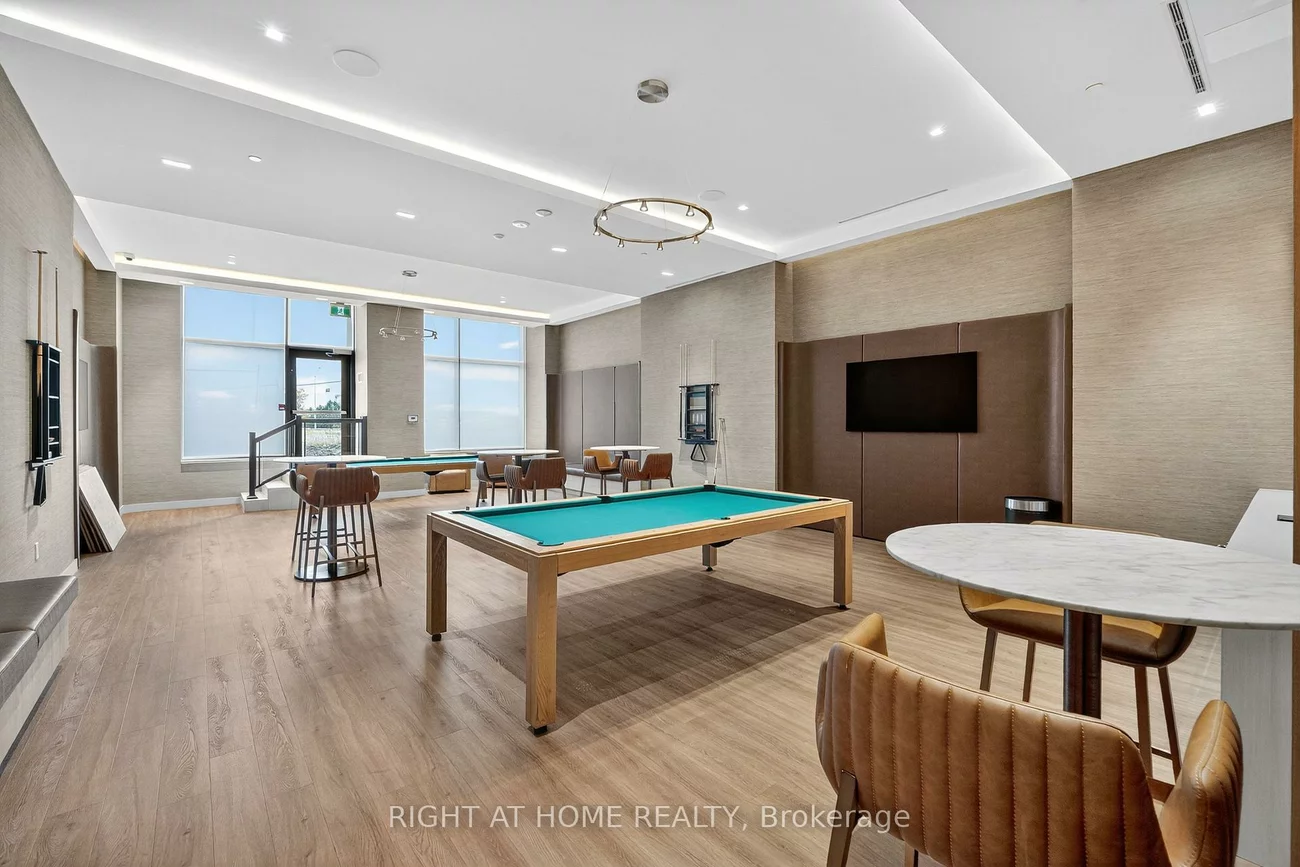 8960, Jane, Concord, Vaughan