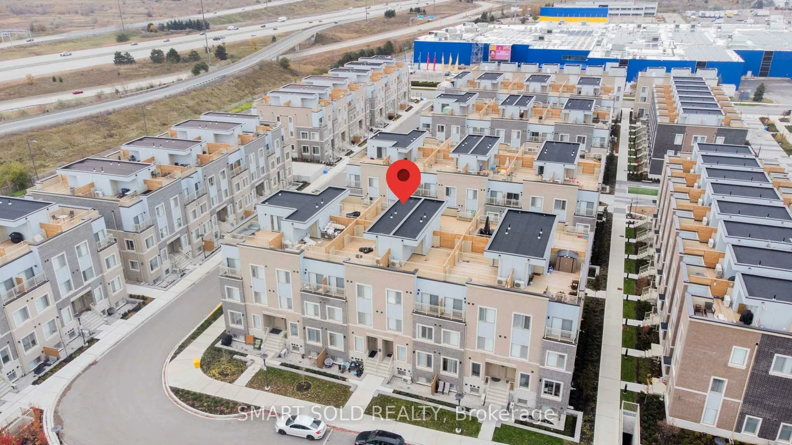 121, Honeycrisp, Vaughan Corporate Centre, Vaughan