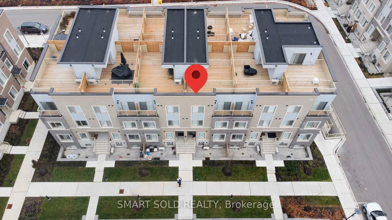 121, Honeycrisp, Vaughan Corporate Centre, Vaughan