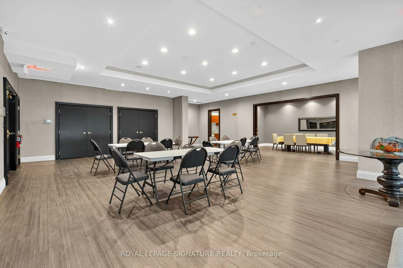 100, Promenade, Brownridge, Vaughan