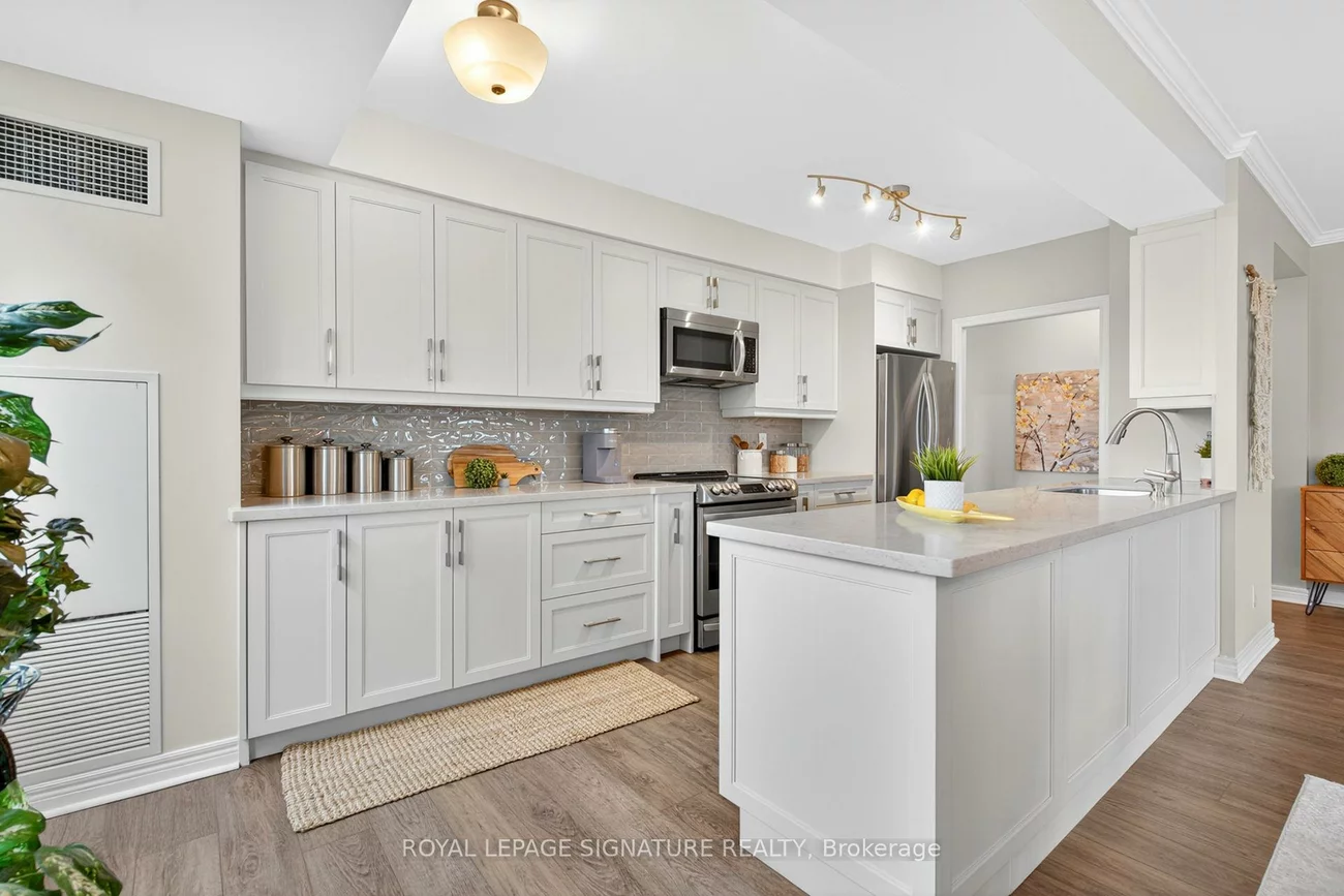 100, Promenade, Brownridge, Vaughan