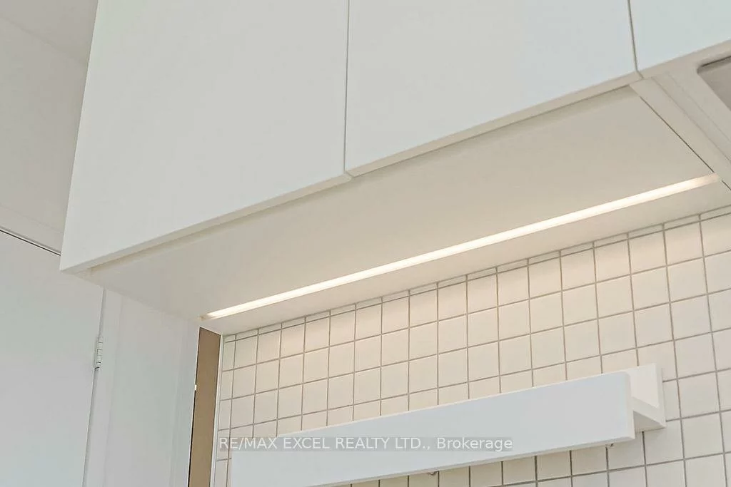 898, Portage, Vaughan Corporate Centre, Vaughan