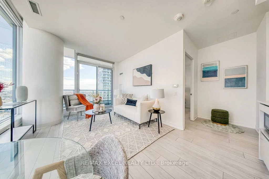 898, Portage, Vaughan Corporate Centre, Vaughan