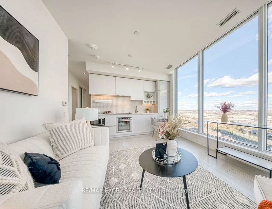 898, Portage, Vaughan Corporate Centre, Vaughan