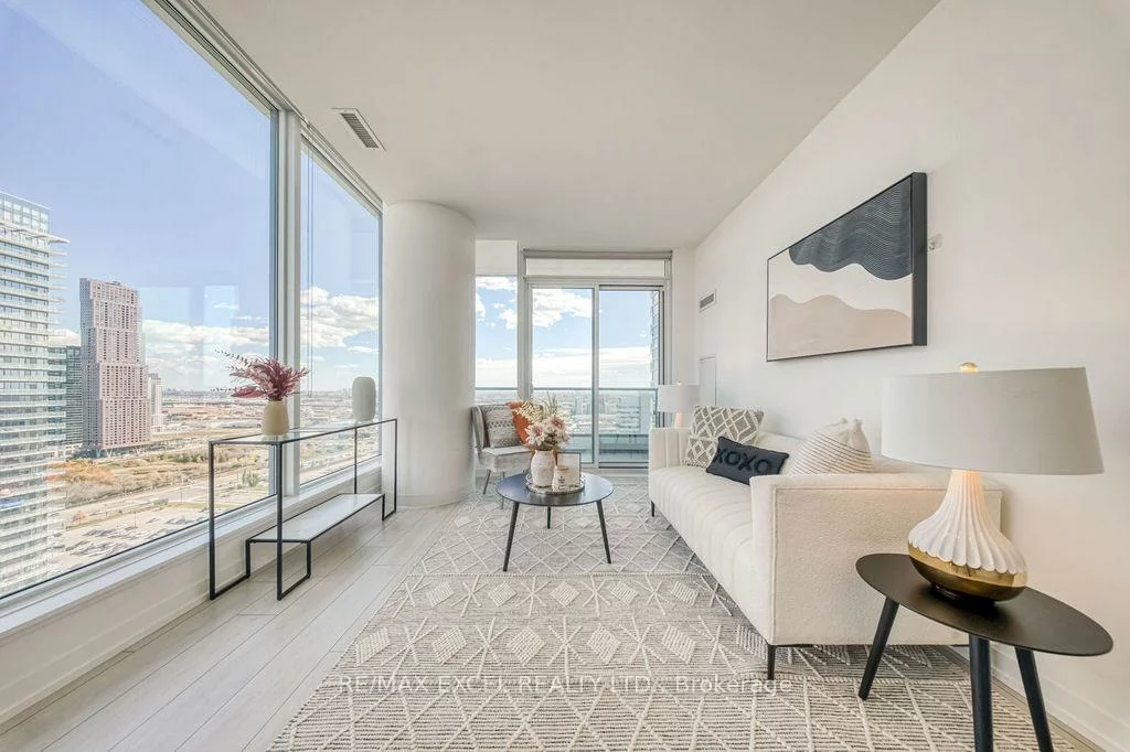 898, Portage, Vaughan Corporate Centre, Vaughan