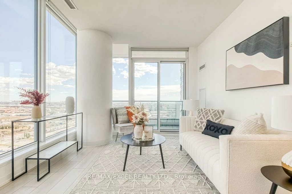 898, Portage, Vaughan Corporate Centre, Vaughan