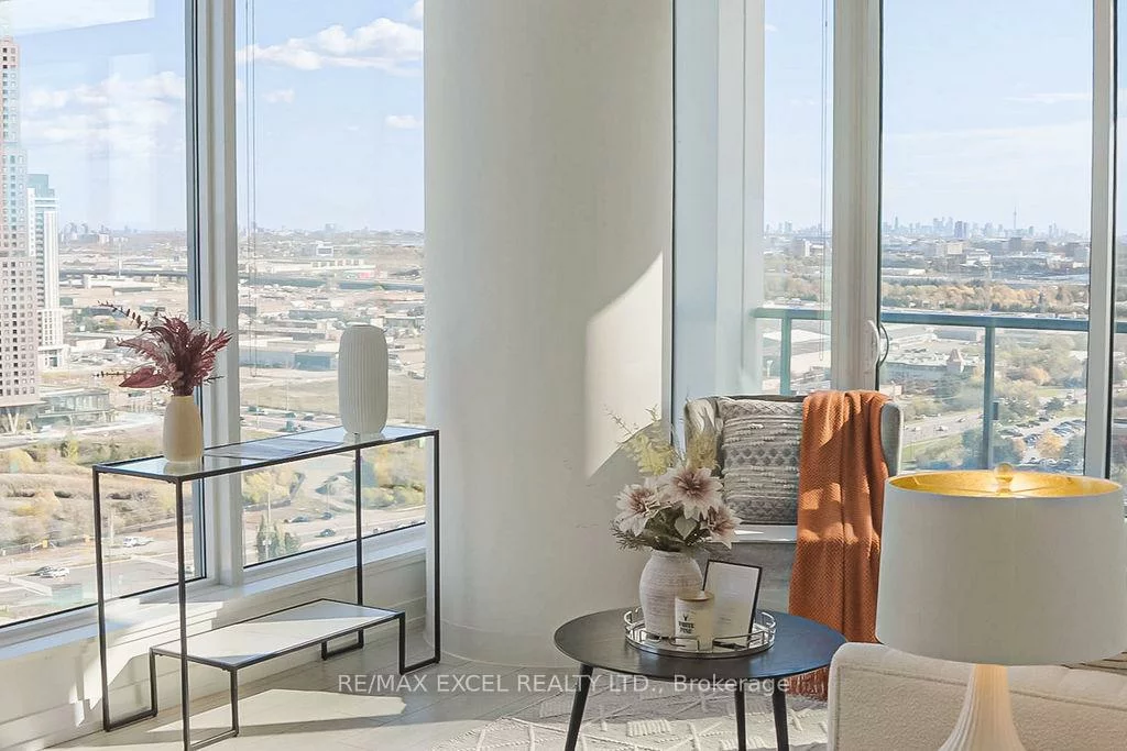 898, Portage, Vaughan Corporate Centre, Vaughan