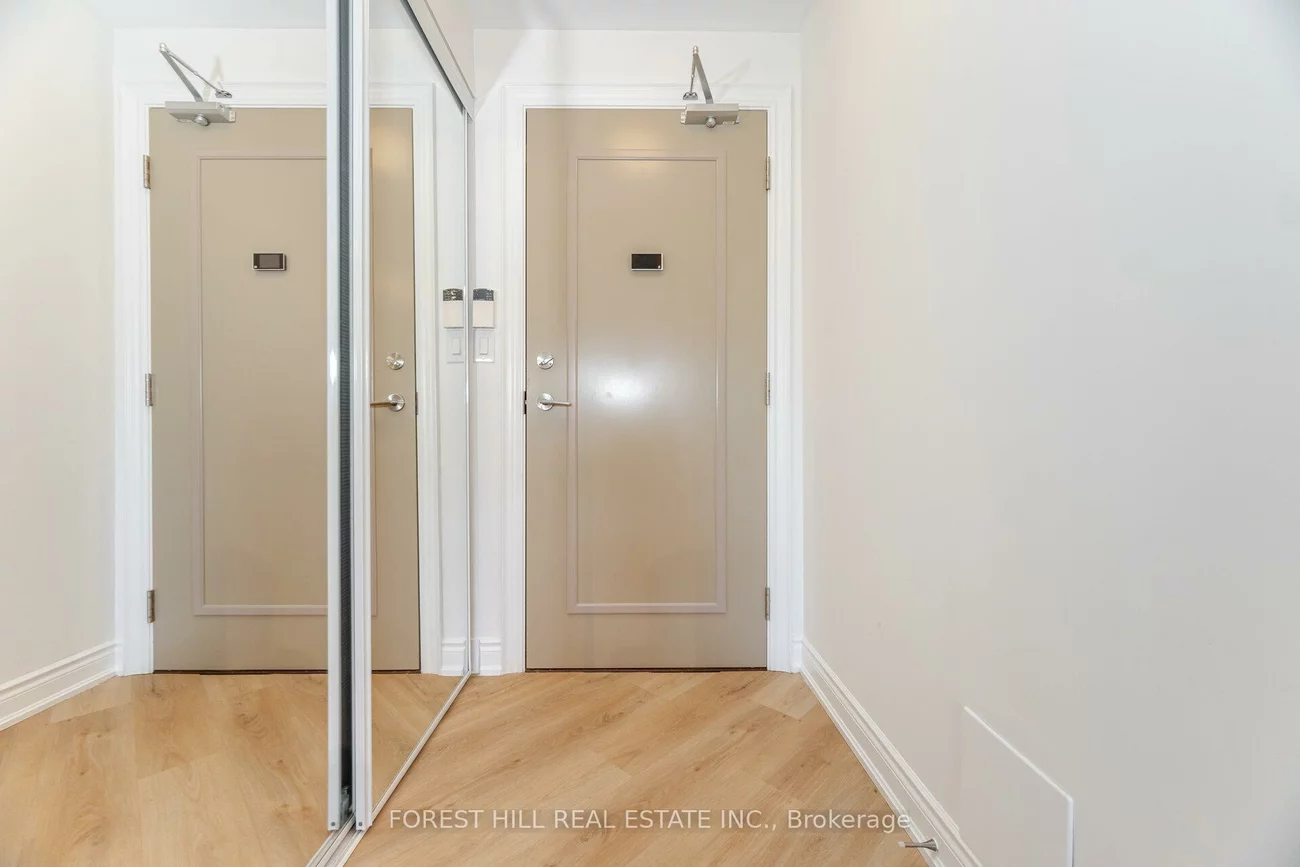 2396, Major Mackenzie, Maple, Vaughan