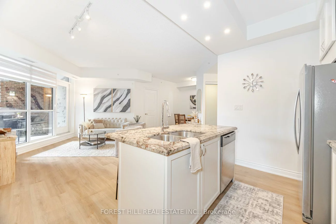 2396, Major Mackenzie, Maple, Vaughan