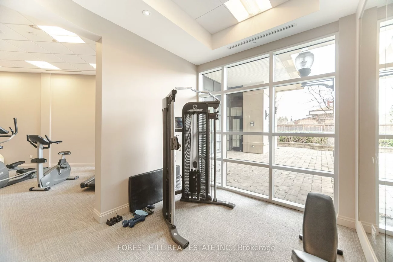 2396, Major Mackenzie, Maple, Vaughan