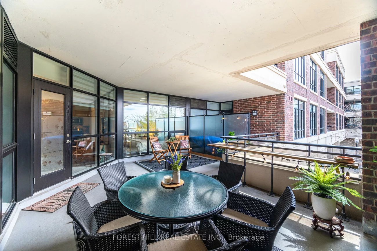 2396, Major Mackenzie, Maple, Vaughan