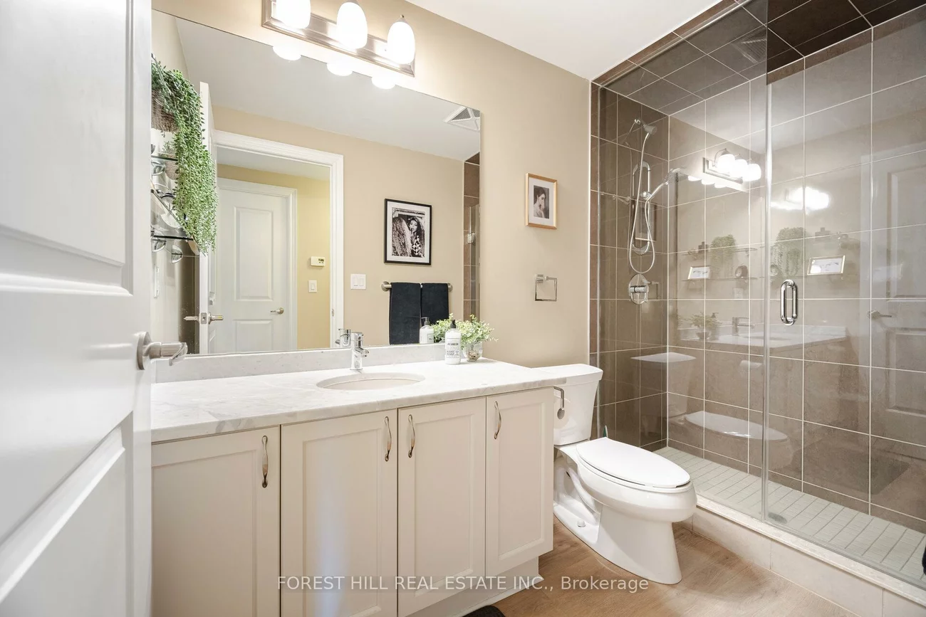 2396, Major Mackenzie, Maple, Vaughan