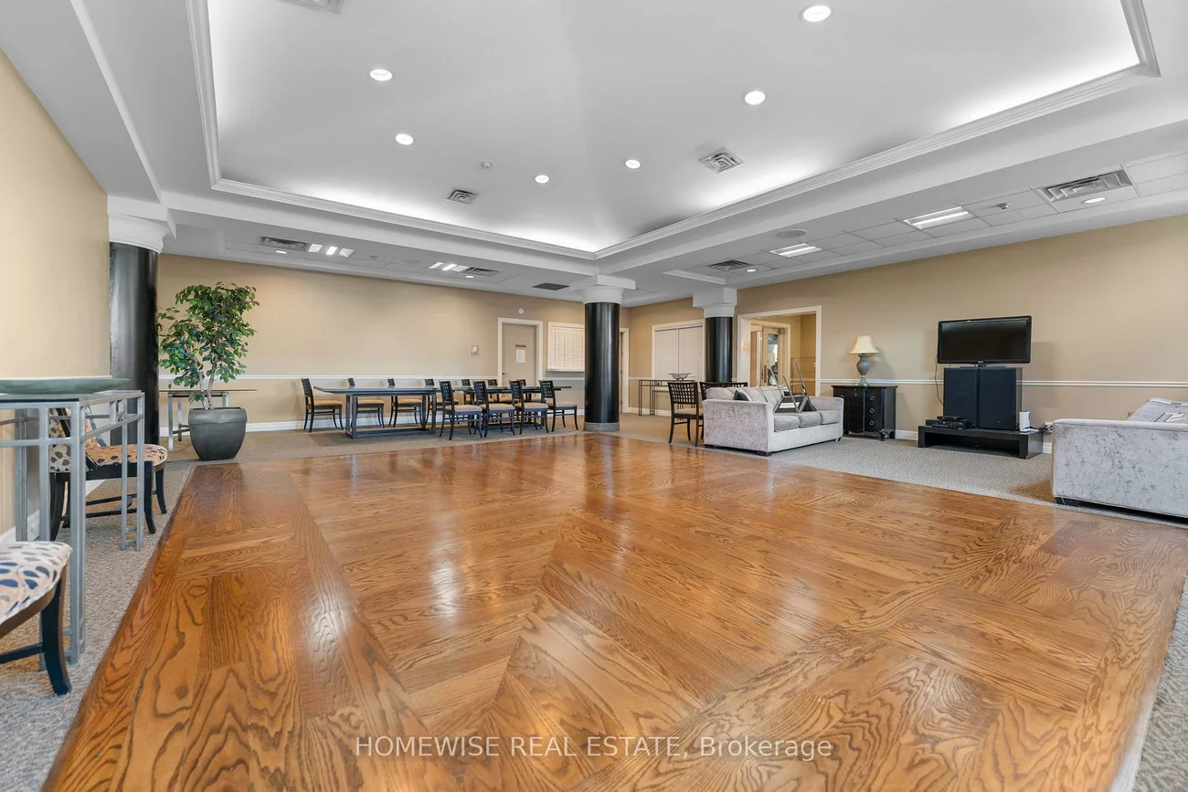 850, Steeles, Lakeview Estates, Vaughan