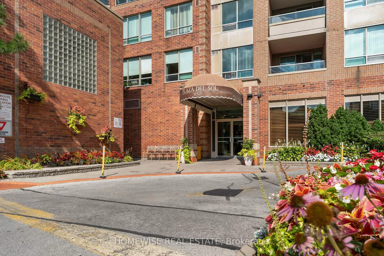 850, Steeles, Lakeview Estates, Vaughan