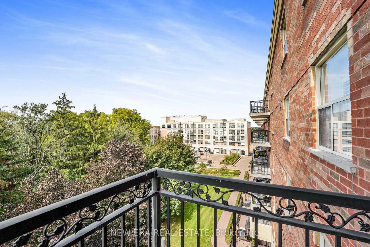 7373, Martin Grove, Vaughan Grove, Vaughan