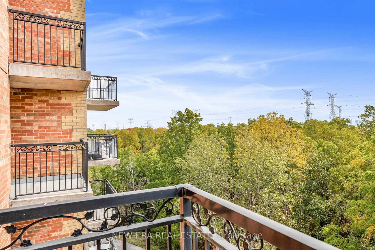 7373, Martin Grove, Vaughan Grove, Vaughan