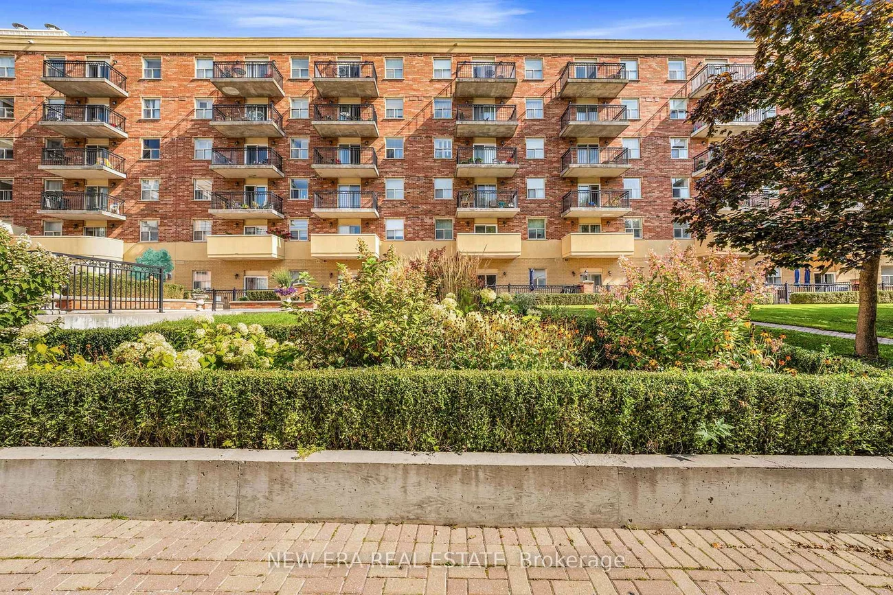 7373, Martin Grove, Vaughan Grove, Vaughan