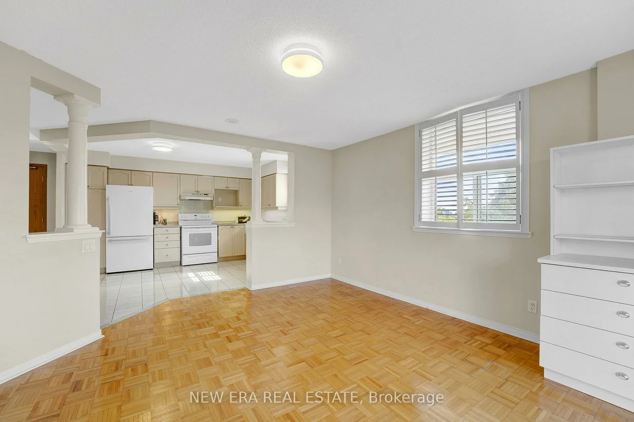 7373, Martin Grove, Vaughan Grove, Vaughan