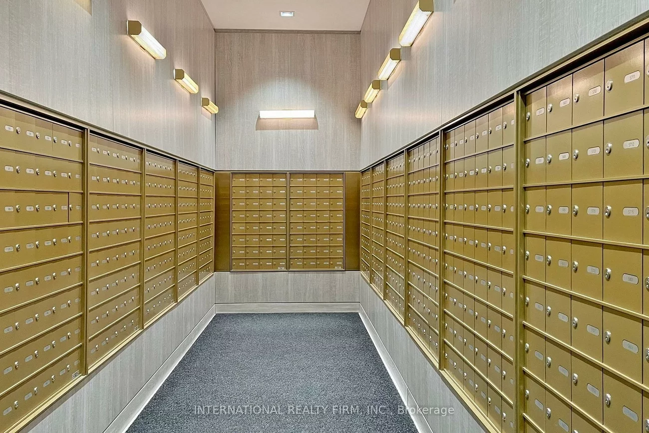 950, Portage, Vaughan Corporate Centre, Vaughan