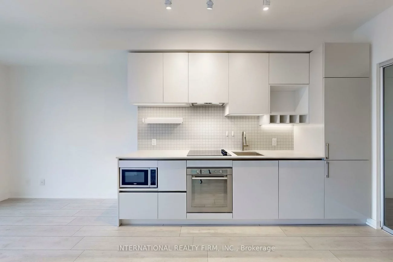 950, Portage, Vaughan Corporate Centre, Vaughan