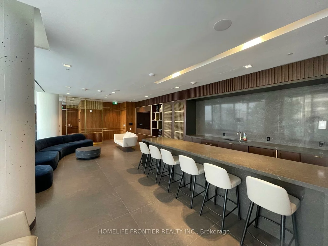 950, Portage, Vaughan Corporate Centre, Vaughan