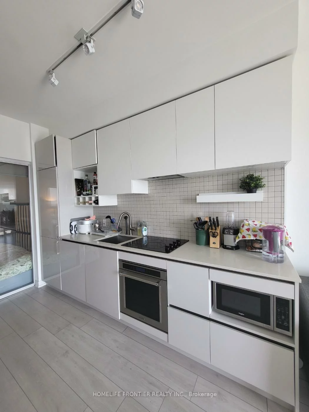 950, Portage, Vaughan Corporate Centre, Vaughan