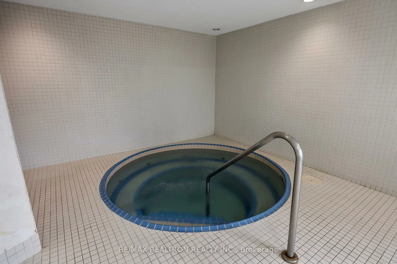 333, Clark, Crestwood-Springfarm-Yorkhill, Vaughan