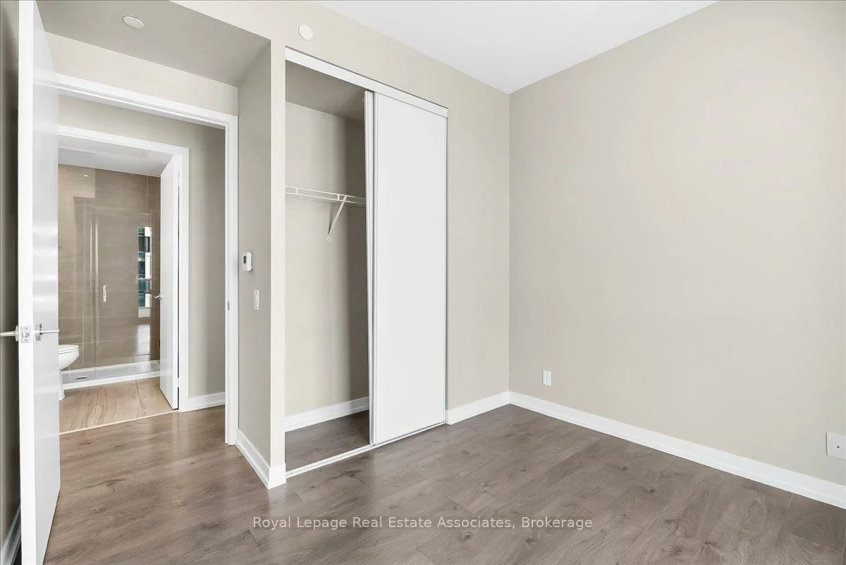 950, Portage, Vaughan Corporate Centre, Vaughan