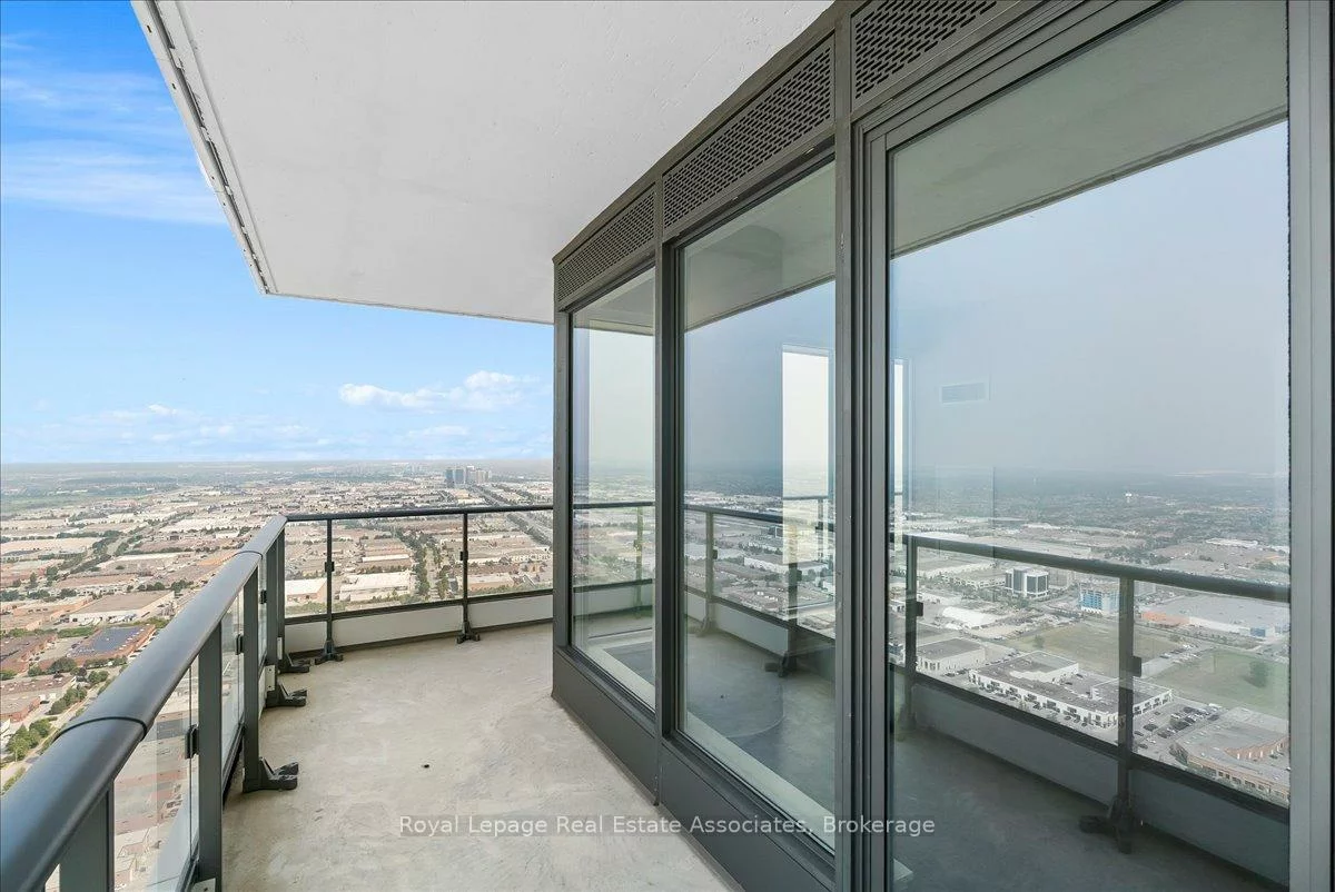 950, Portage, Vaughan Corporate Centre, Vaughan