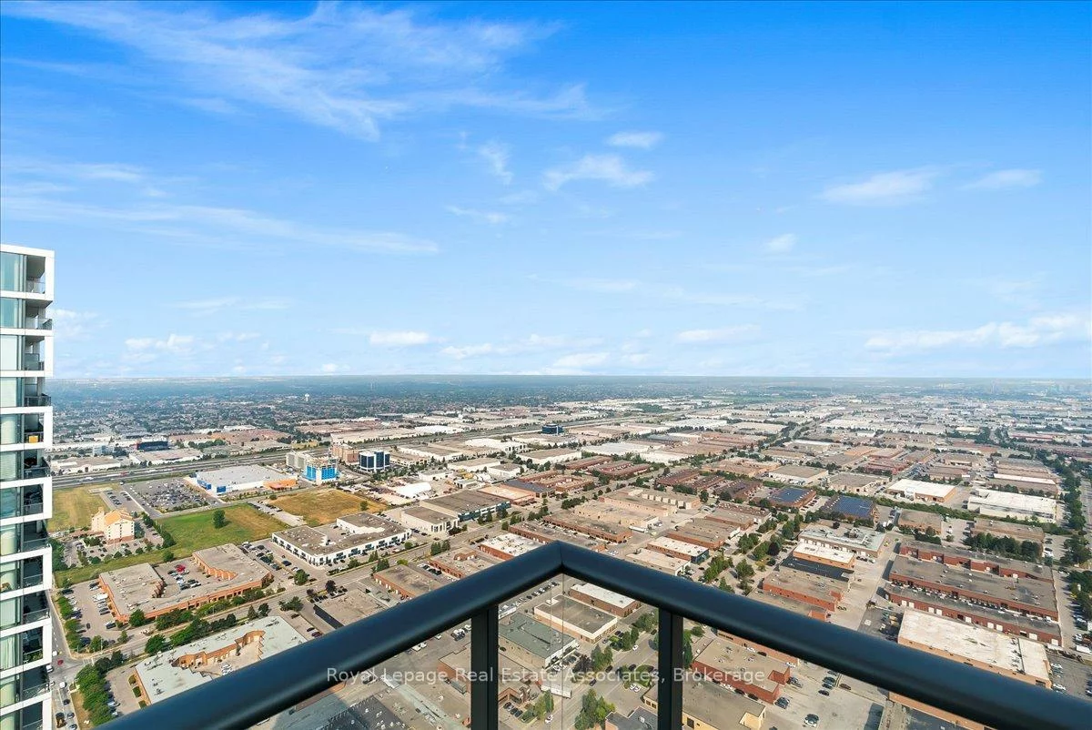 950, Portage, Vaughan Corporate Centre, Vaughan