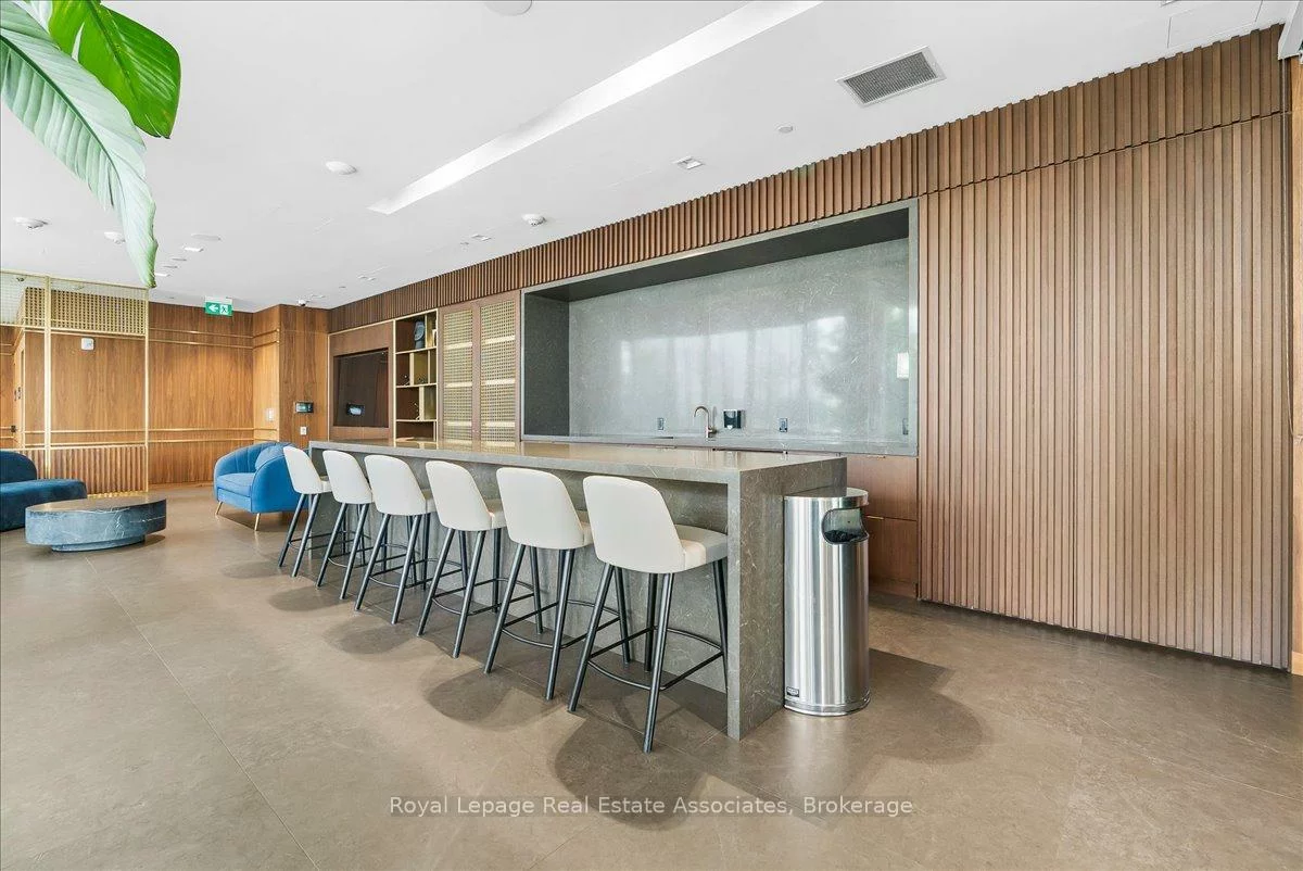 950, Portage, Vaughan Corporate Centre, Vaughan