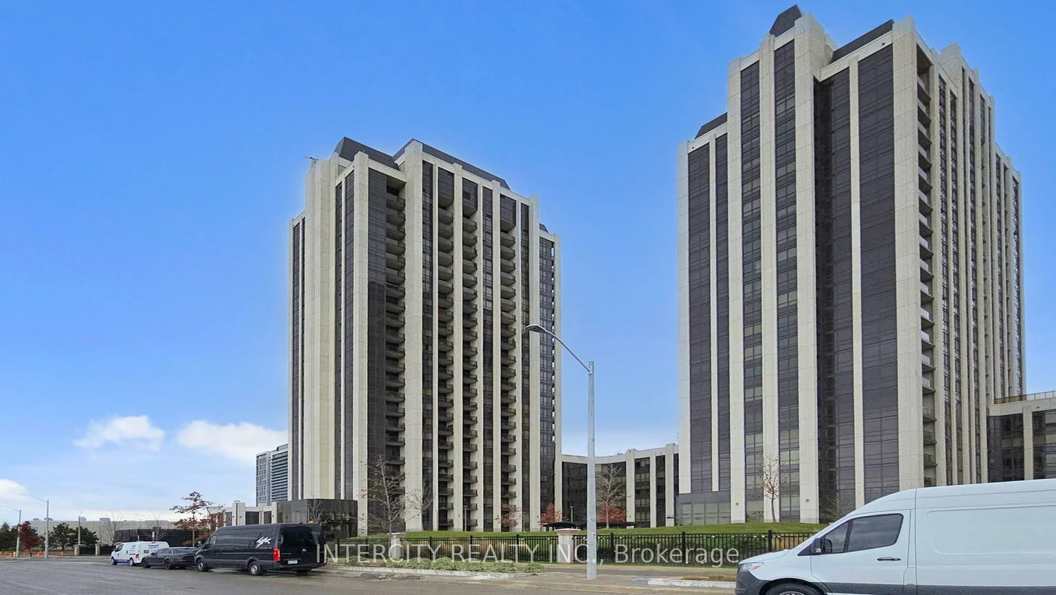 9075, Jane, Concord, Vaughan