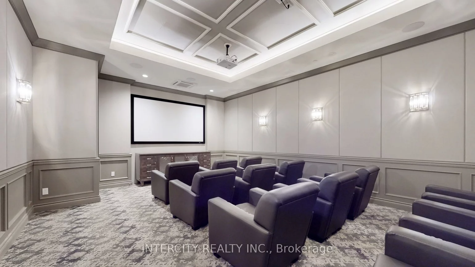 9075, Jane, Concord, Vaughan