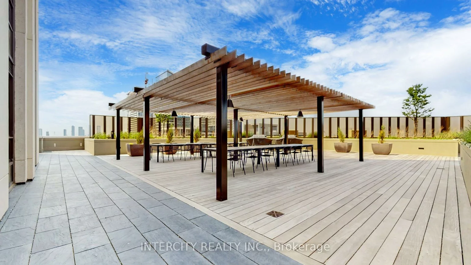 9075, Jane, Concord, Vaughan