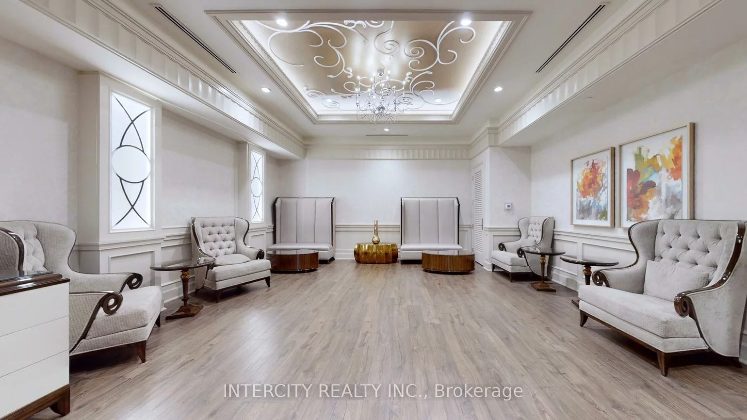 9075, Jane, Concord, Vaughan