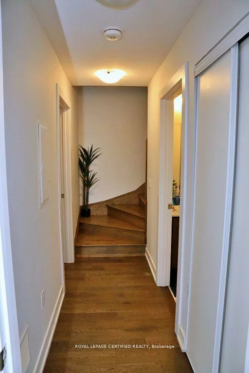 9560, Islington, Sonoma Heights, Vaughan