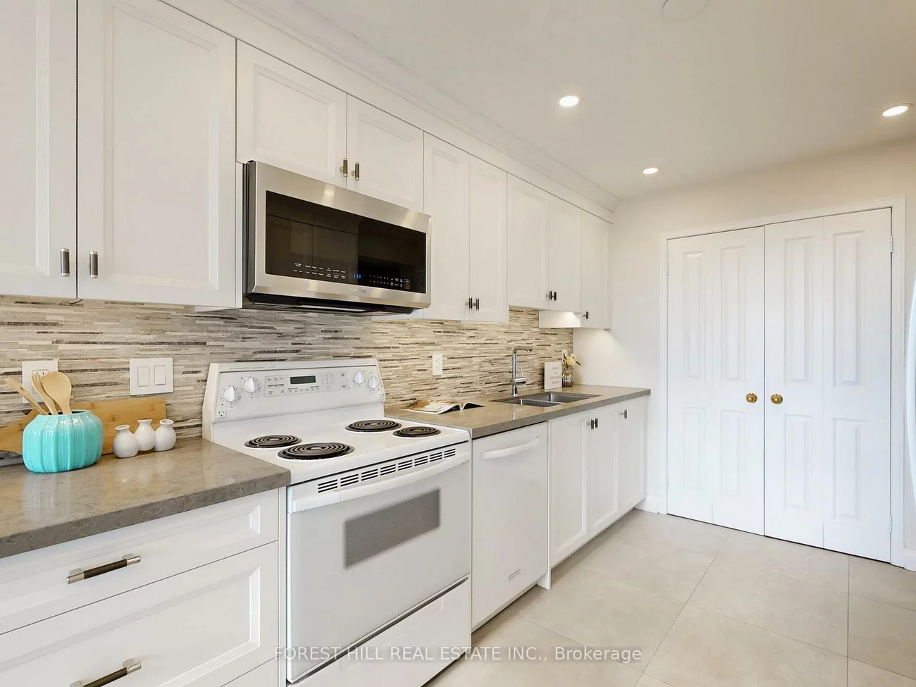 110, Promenade, Brownridge, Vaughan