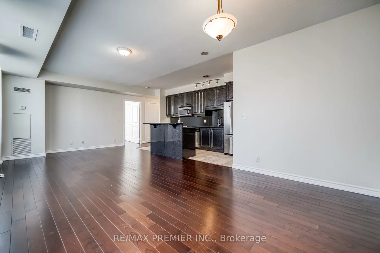 9225, Jane, Maple, Vaughan