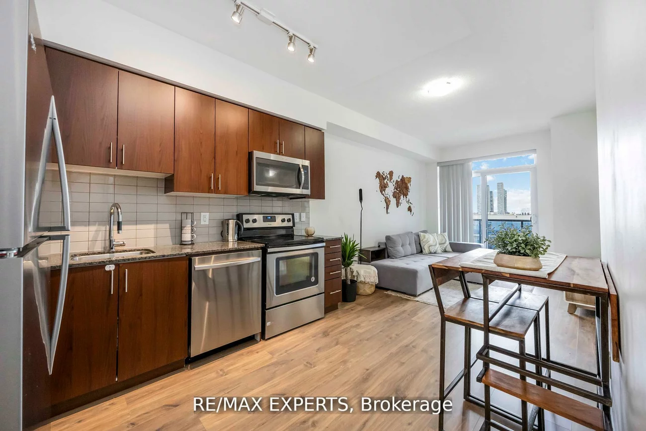 3700, Highway 7, Vaughan Corporate Centre, Vaughan