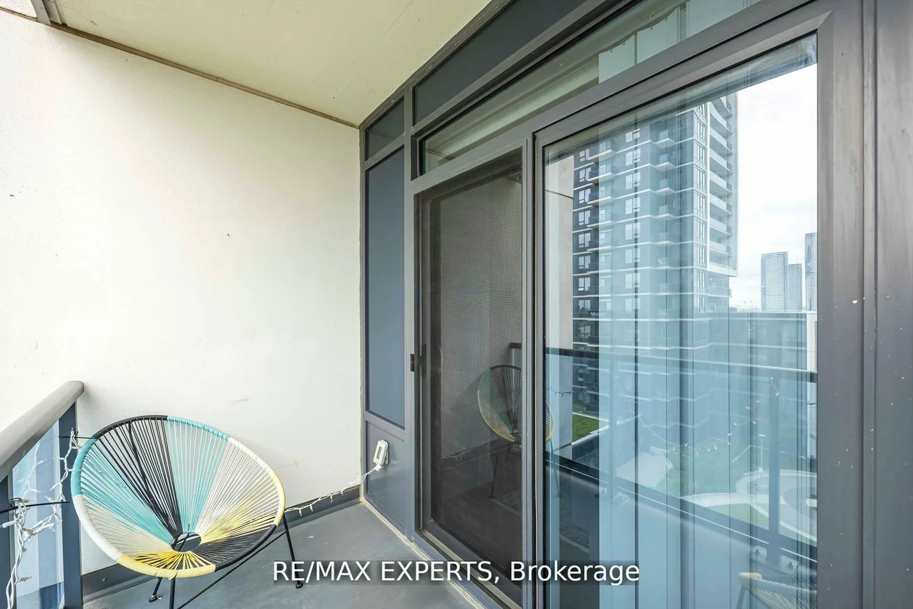 3700, Highway 7, Vaughan Corporate Centre, Vaughan