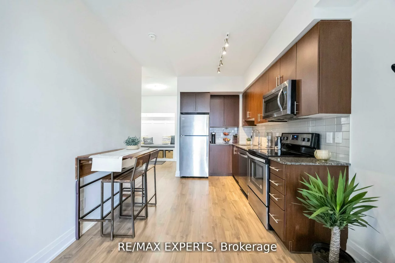 3700, Highway 7, Vaughan Corporate Centre, Vaughan